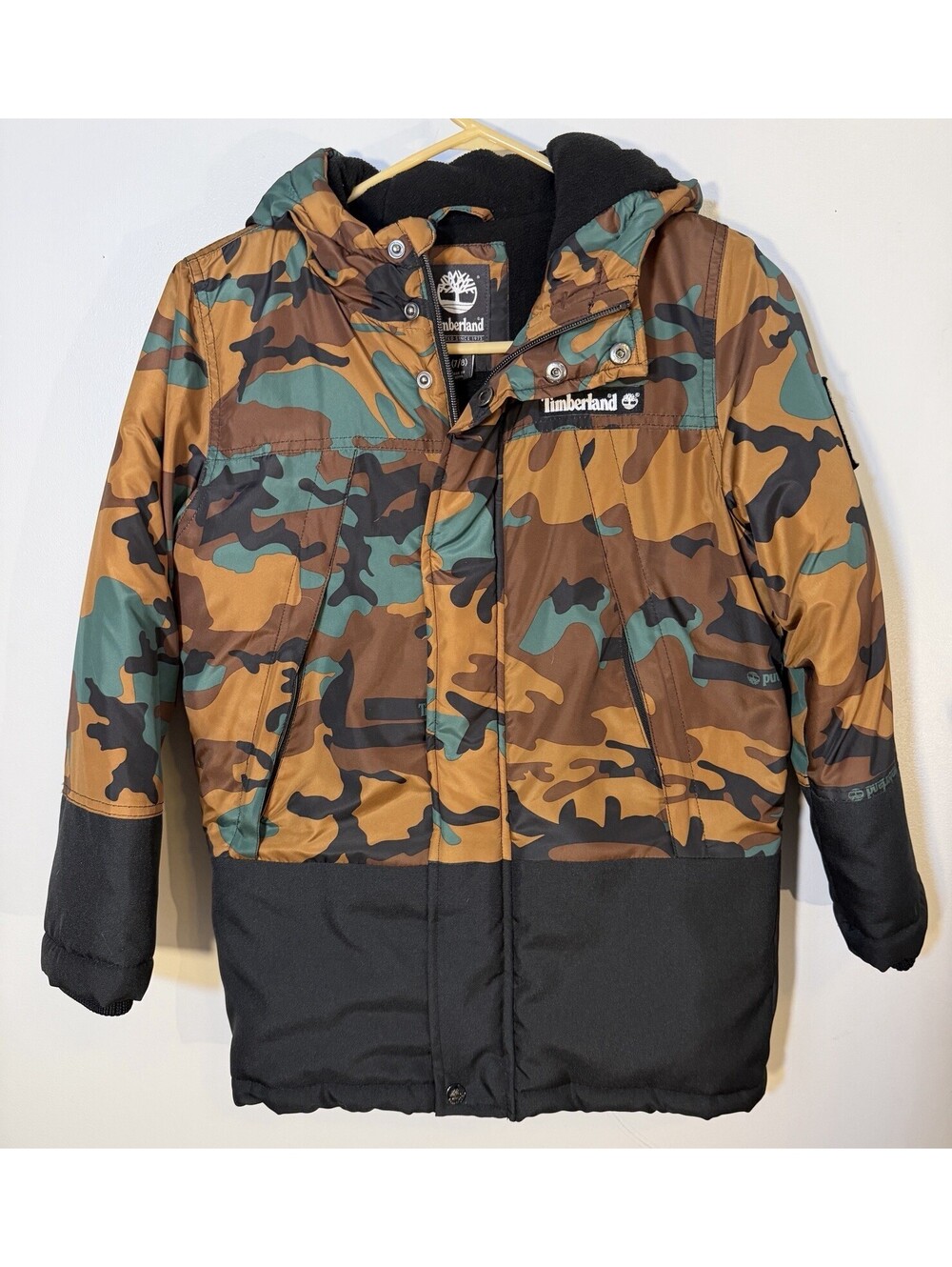 Timberland Boys Camo Puffer Jacket Size 7/8 Hooded Winter Coat Brown Black EUC